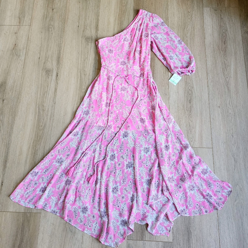 New Beautiful Pink Dress